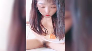 长发贫乳颜值妹子道具自慰插穴和网友聊骚展现美鲍鱼第01集