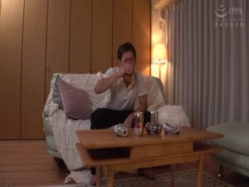 父母所不知道的… 姐姐和弟弟的吞精性交 百永纱里奈!