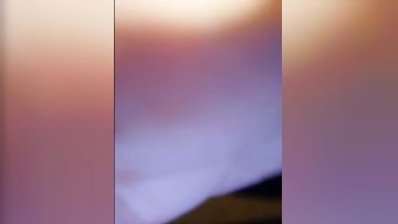 【漂亮女主播】户外露出无视身边经过的路人冲动直播逼逼