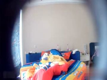 S身型皮肤白嫩大波纹身美女被大金链子纹身男各种体位啪啪