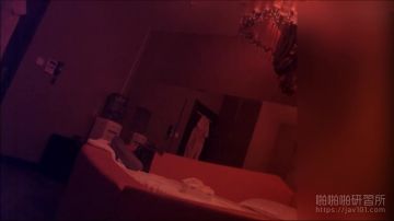 北京骚女雅琪户外同大佬玩耍，黑丝情趣道具手淫