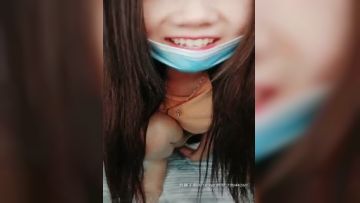 橘子姐姐乖巧可爱小萝莉露奶诱惑特写BB道具自慰喷水大秀第04集