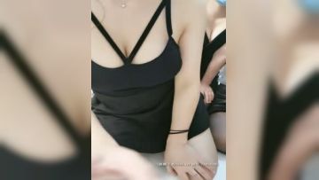 最美性爱姐妹花〖萝莉与御姐双飞〗黑丝美女新人性爱审核篇小穴很漂亮叫床很骚浪逼紧水多审核通过(1)第06集