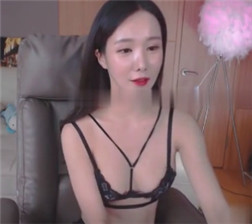 女主播青草黑色蕾丝内衣性感诱惑 mp4