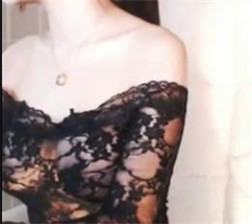 韩国女主播黑色蕾丝包臀裙诱惑 mp4