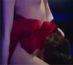 韩国三级精选片段女友的身材 mp4