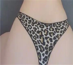 鼓动的大奶豹纹 flv