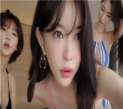 泳池姐妹花诱惑表演4 mp4