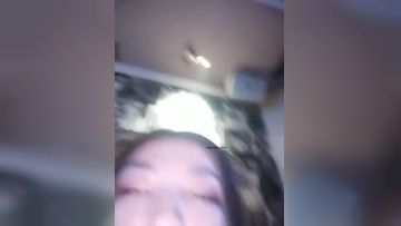 极品美乳校花逃课操=逼时尚辣妹KTV男同学假J8插浪穴自慰喷水玩的过火去宾馆开房猛烈做爱全程淫语太刺激第01集