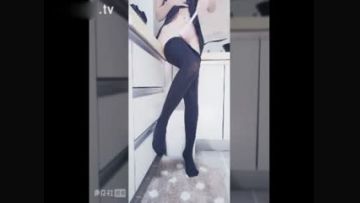 网红少女尤物制服邪魔暖暖—“你的外卖”黑丝大长腿紧致包臀火辣辣的诱惑