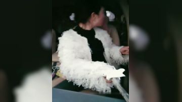 两个苗条少妇驾车户外秀车内露奶露逼开裆丝袜跳蛋塞入高潮喷水很是诱惑喜欢不要错过第03集