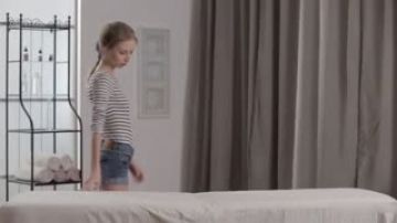 油压按摩顺便来上一炮，舒爽