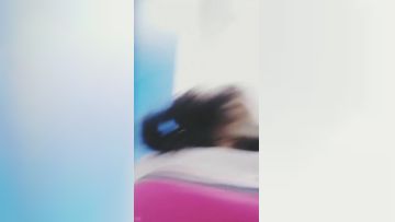 SAP女技师兼职某平台女主播一边工作一边偷拍给客人打飞机吹箫被摸奶子