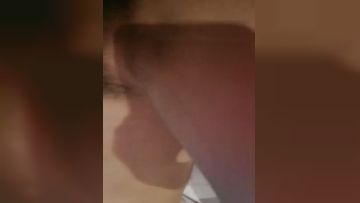 妹子酒店约炮啪啪秀 演绎外卖小哥要求啪啪洗完澡直接抽插 很是诱惑喜欢不要错过