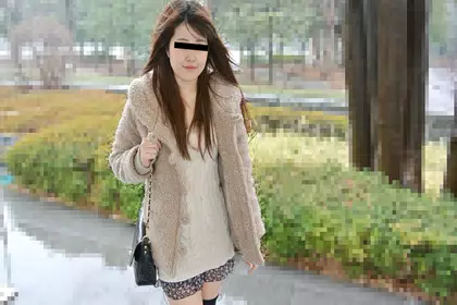 租了我最喜欢的风俗女一天，这样我就可以和她做爱了!