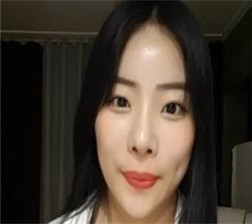 女友的蓝色奶罩