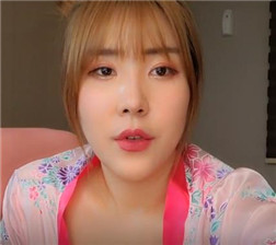 身穿汉服的小姐姐(1)001519-003432