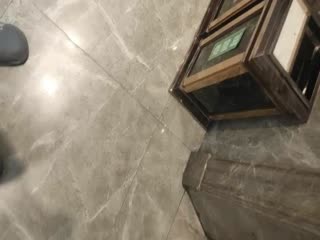 外围小姐姐转行，酒店公寓单干做楼凤，小伙一进门就爱上了这脸蛋，销魂一刻香艳爽快