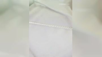 年龄不大白嫩女主播星级宾馆开房与样子很挫的堂哥啪啪啪直播貌似屋里不止一个人对白淫荡