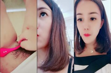 ✿户外跳蛋✿ 极品美女戴着跳蛋逛街 淫汁黏煳煳躲公厕里自慰 轻声细吟不敢出声 潮液都滴到美腿上了