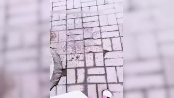 【冒险❤户外一姐】朵朵爱喷水✨ 女神公交车上跳蛋自慰 大哥就在旁边 超刺激人前潮吹 公交站台失禁狂喷超嗨