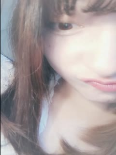 手机直播年龄不大看着很清纯的美女主播漏奶漏逼小秀喜欢的不要错过 ！