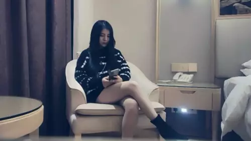 七天高端外围约了个名媛美女 ！