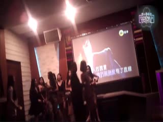 《 小葛格东游记 》两个台湾小哥带你东南亚KTV体验一王多后神秘观众尝试小姐打飞机快餐