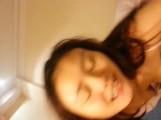 1080P高清国内骚妻艳舞自拍 好身材扭的真风骚 扭玩再吹箫 真刺激 ！