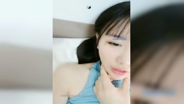 麻酥酥流出~广州95年臀模~跑车加微信~火箭直接约~啪啪洗澡~插B~丝袜高跟~足交~哥哥来艹我啊！