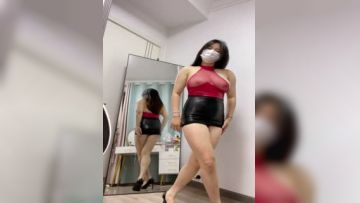 ⭐青春无敌⭐白皙圆润极品天然巨乳蜂腰肥臀网红小钢炮【万听】高价私拍~变装裸舞紫薇~别有一番滋味(6)