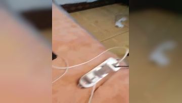 黑丝露脸极品萝莉小少妇激情大秀3P被两个大哥玩弄抽插，口交大鸡巴让大哥压在身下无套爆草射逼上，精彩刺激第01集