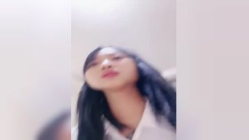 _#直播_三个00后嫩妹妹！顶级粉嫩美穴！幸福老哥一挑三，情趣椅子妹妹轮流上，大屌爆插嫩穴4