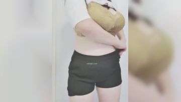 火山 --37万粉丝秀如歌美容养生·· ♈ 体态丰盈的少妇，大奶肥逼，私密福利流出(7)