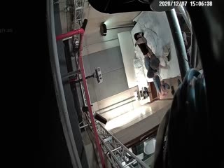 【酒店摄像头 甄选】情侣酒店 拉拉磨豆腐情侣酒店开房SM道具狂插嗷嗷叫 拉拉还可以这么嗨 (1)