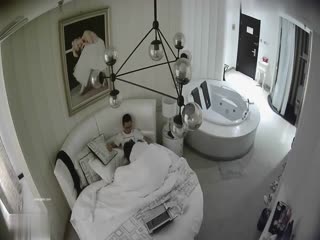 高价购入【酒店摄像头】绝版经典，虎台未留出影像眼镜小伙大战黑丝女朋友