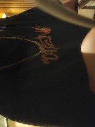 【专约老阿姨】，40岁漂亮人妻，极品大胸，骚气逼人，大胸弹力十足，聊天洗澡打炮，又赚钱又享受这趟值了