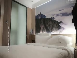 【小宝寻花】双飞苏杭白皙女神，互不相识气氛更刺激，温婉动人，甜美可爱又性感，全程激情四射