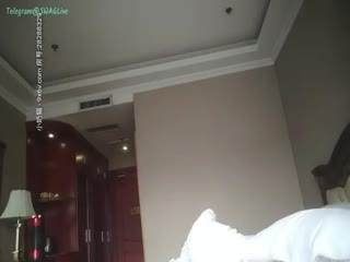 骚嫖嫖下午约炮非常健谈的零零后20岁微胖大奶兼职妹成功说服她给爆了一次菊花