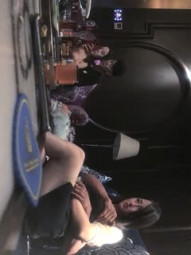 大宝寻花探会所KTV挑选公主，全程拍摄唱唱歌带回房间，洗完澡口交舔屌开操，坐身上翘起屁股后入