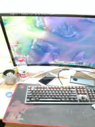 妖艳小骚货【瑶瑶KIYOMI】01.23 超大胆 网吧包房勾搭屌丝男爆操学生妹 全裸无套抽插连干好几炮 (1)