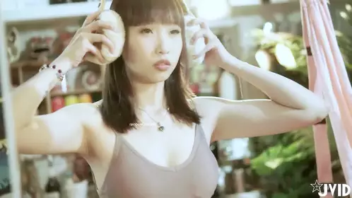 极品JVID淫叫第三章 在空中被插入的少女双飞 教练狂肏空中做爱 淫叫声过大注意音量132P1V