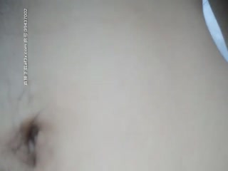 千人斩星选下午场甜美白裙萌妹，撩起裙子摸逼特写掰穴扣弄，上位骑乘沙发上抽插猛操