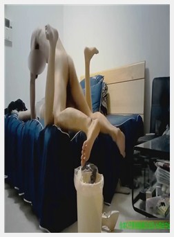 超性感漂亮的拉拉队长制服高跟肉丝中出 各种姿势狂干