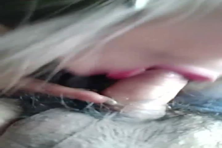 亲爱的干我舔我骚逼 户外直播大姐大风骚静姐白天车内...