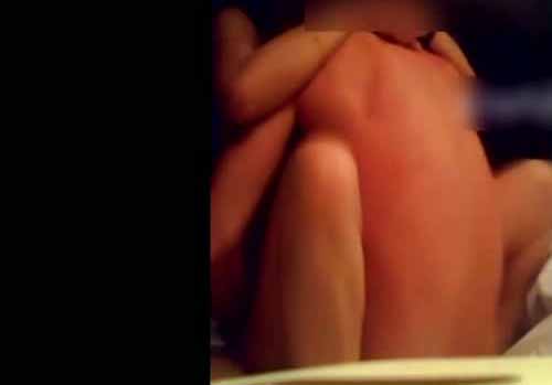 国产自拍 酒店1000元爆操隔壁大学性感漂亮的97年大三...