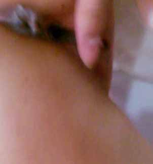 刚开苞不久的极品白嫩女神美女和男友私摄影像原版无...