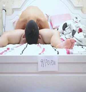 夫妻居家从开始求爱到舔操大屁股老婆的骚逼23分钟全过程