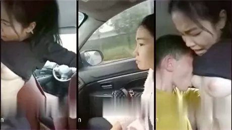 逼毛浓密性感的白领小姐姐搭顺风车聊得投机就和司机...