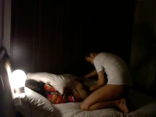 土豪叔叔用他粗壮的双手抓着JK女孩的双马尾 插入嘴巴口交再操小嫩逼-